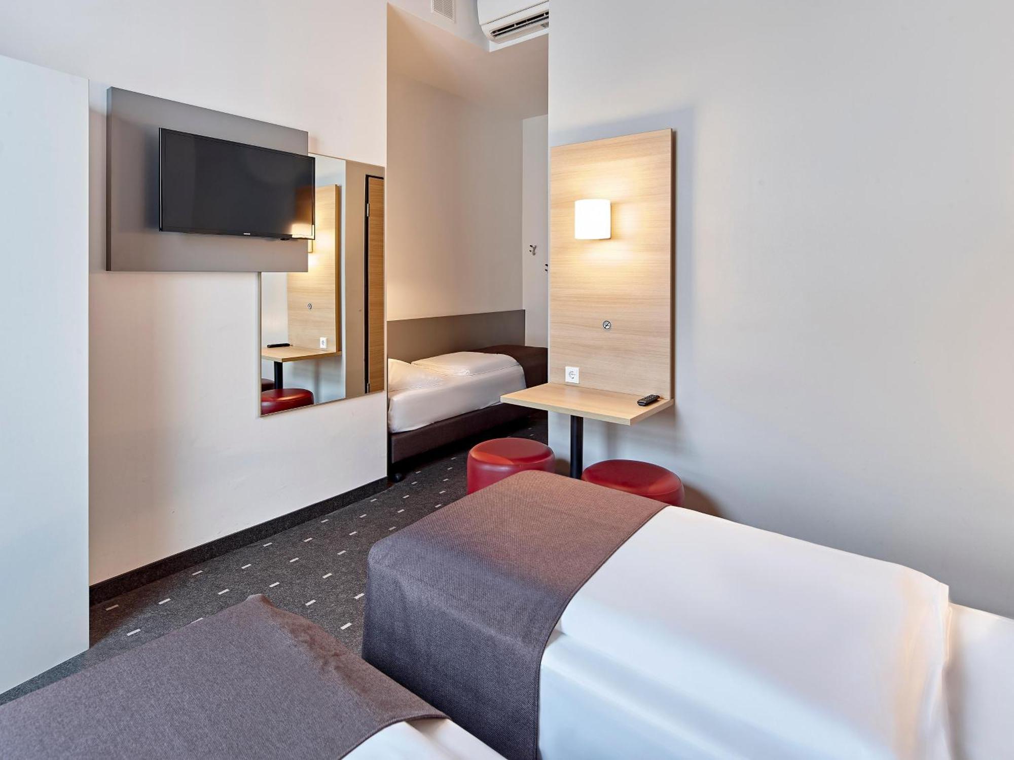 B&B Hotel Koeln-Troisdorf Extérieur photo